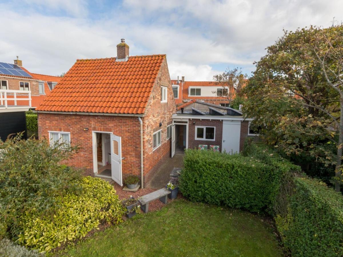 Quaint Holiday Home In Domburg With Terrace Εξωτερικό φωτογραφία