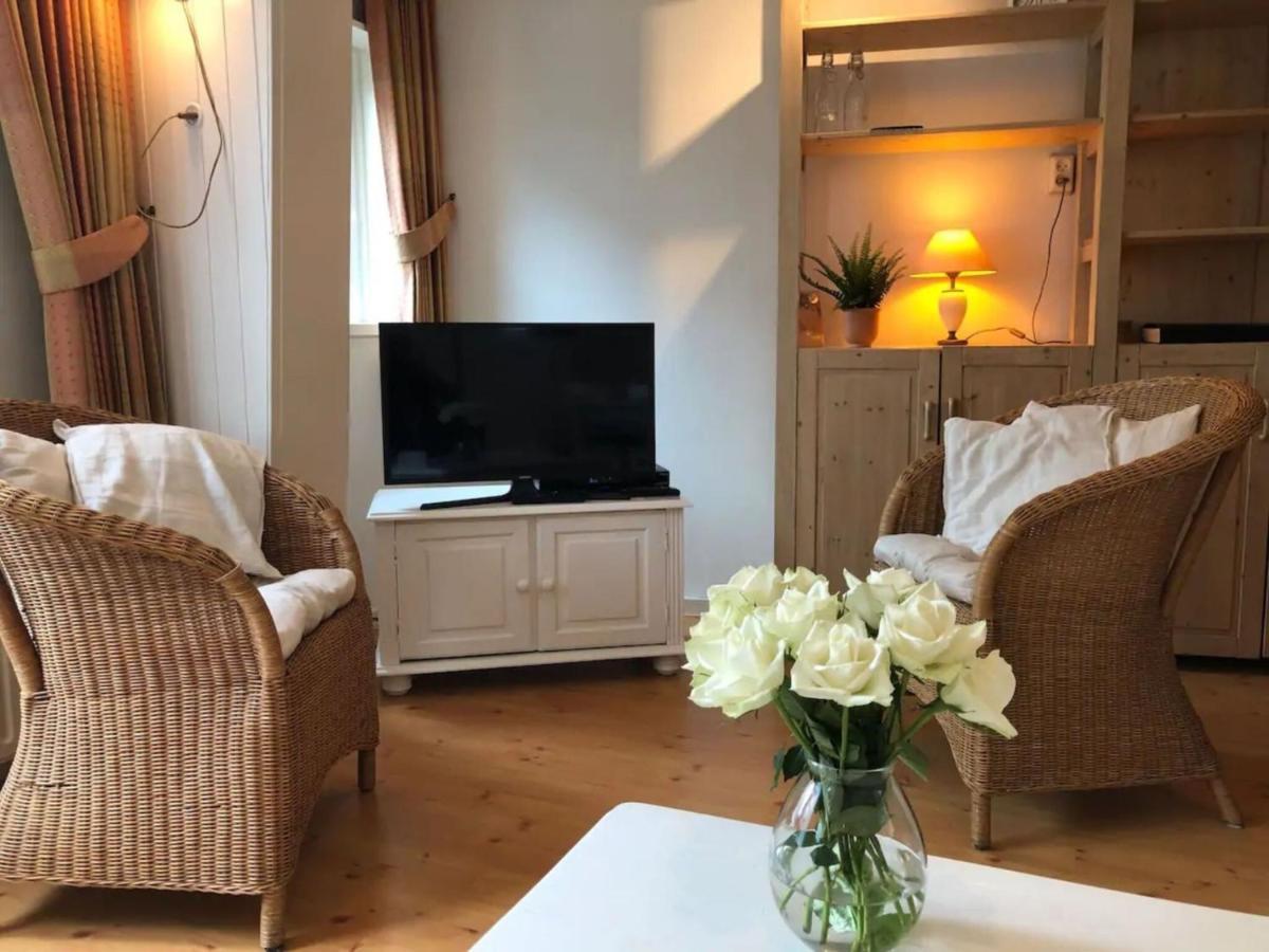 Quaint Holiday Home In Domburg With Terrace Εξωτερικό φωτογραφία